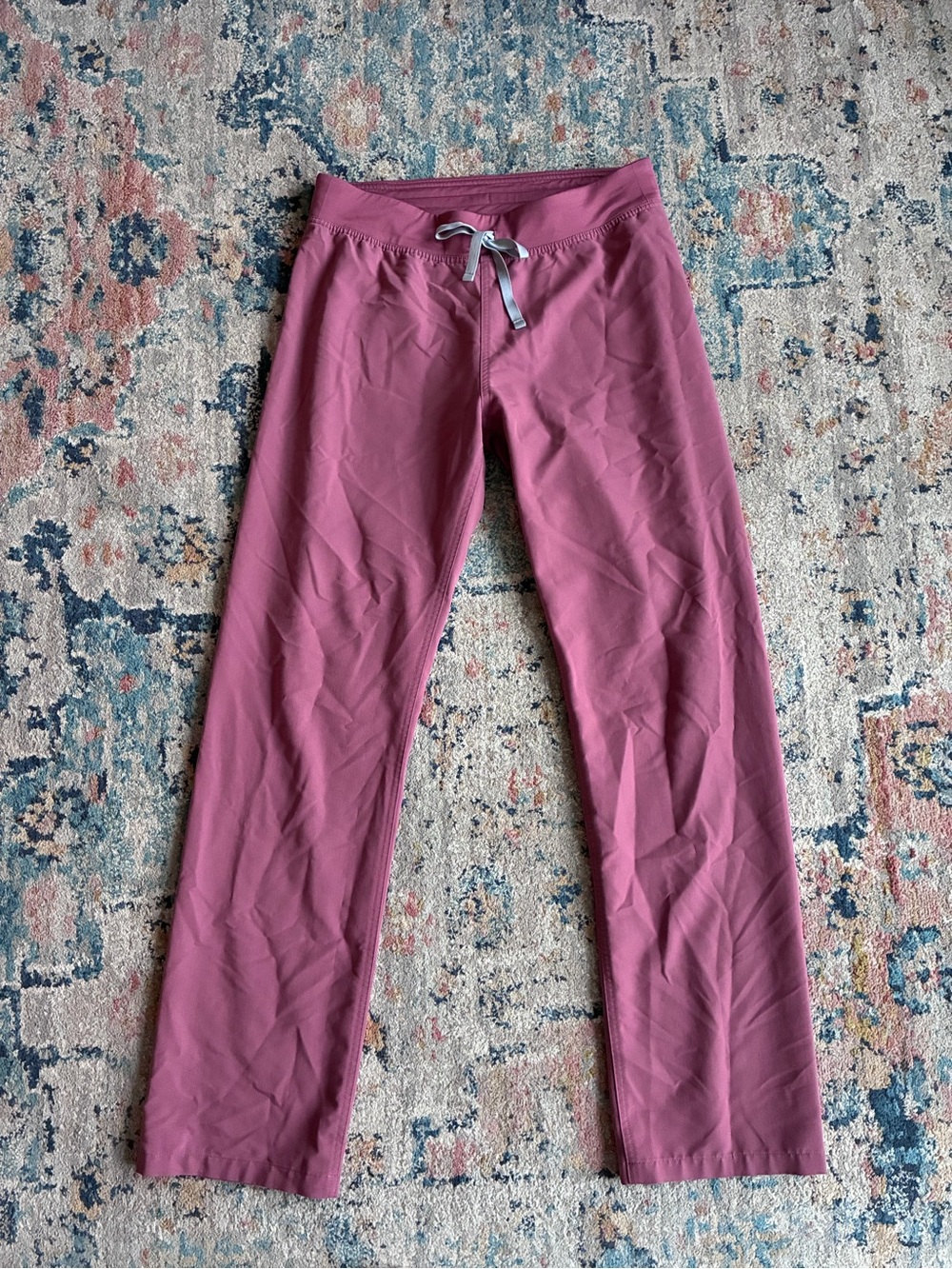 Figs Mauve Set! Medium Catarina Top and M TALL Livingston Straight Leg Pants - Picture 4 of 6